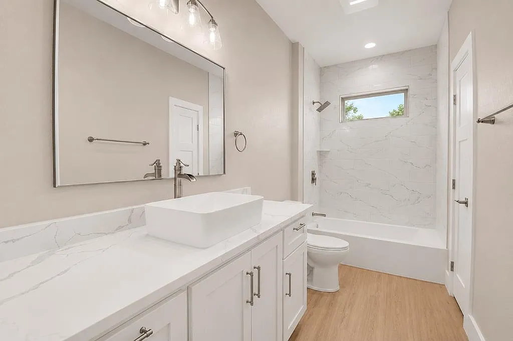 Custom Home 3 Bathroom